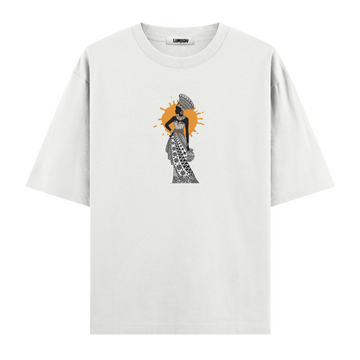 Woman II - Oversize T-shirt